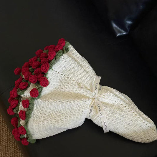 Handgewebte Rosenoase Deckenblume
